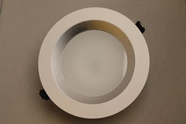 LED Einbauspot weiss 25 Watt mit Diffuser 